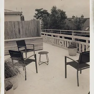 Hotel De La Houle, Saint-Briac-sur-Mer